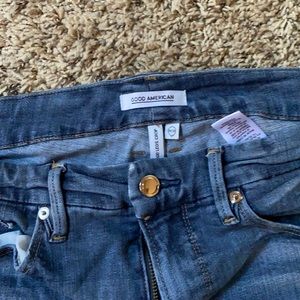 Good American Good Legs Crop size 10/30